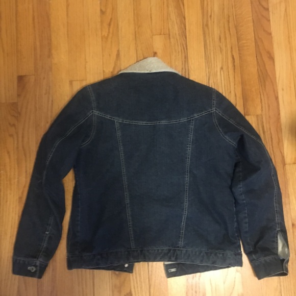 GUESS Jacket - Picture 2 of 3